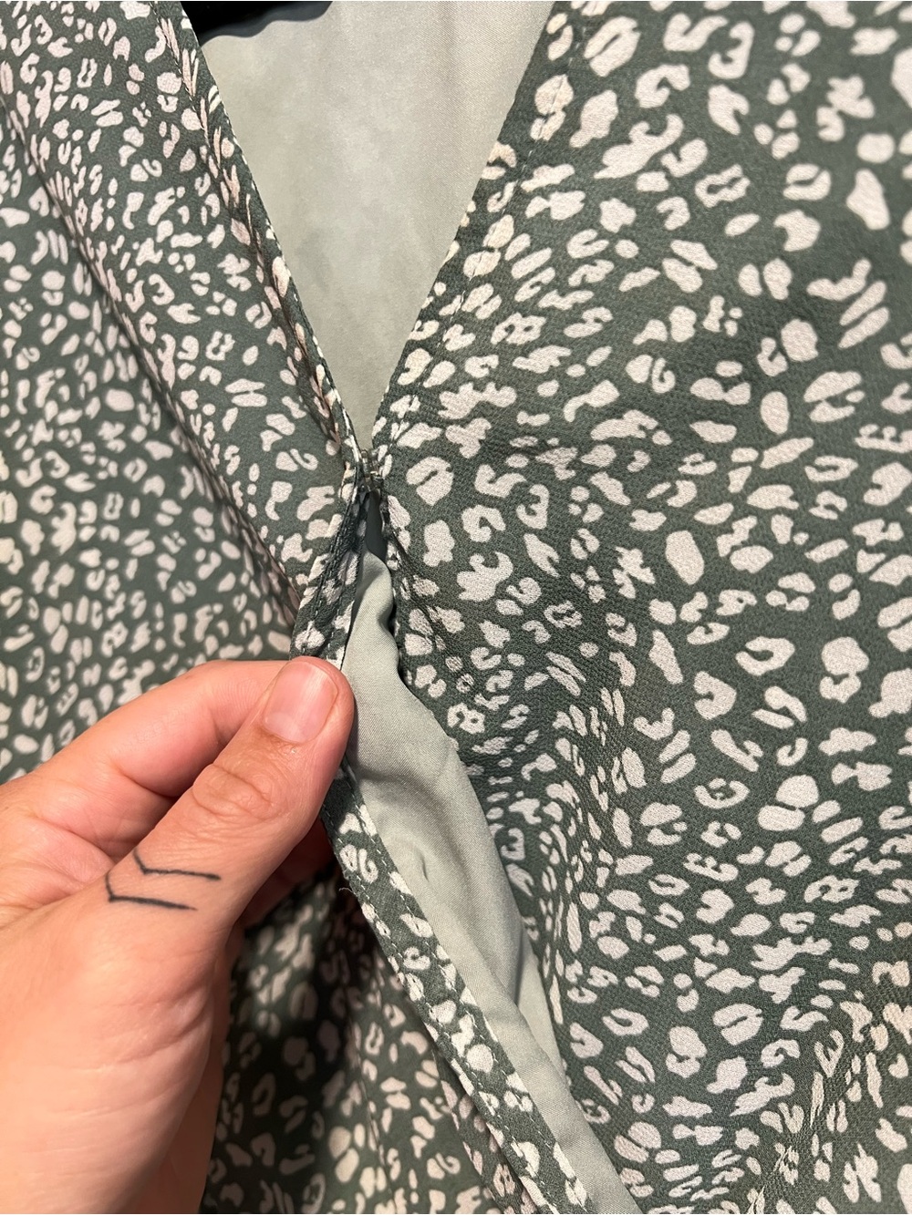 Sage Green Floral Wrap-Style Midi Dress with Tie Waist - Picture 2 of 6